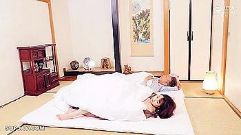 Japanese Stepmom & Stepson Yuu Kawakami - Yu Kawakami