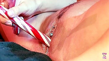 Daphne Rosen In A Christmas Special Where She Is Double Penetrated By Hung Guys