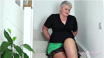 Aunt Judys - 47yo Short-haired British Bbw Candy (upskirt & Stockings)