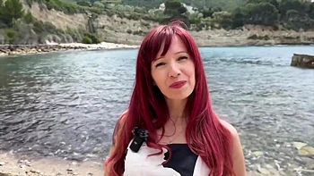 Laeticia discovers unsuspected pleasures! - Jacquie et Michel TV