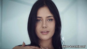 Maria Wars & Charlie Dean in Ava Maria - 5Kporn