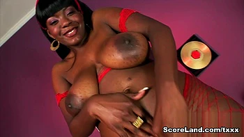 Off the charts - Camille Morgan - Scoreland2