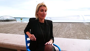 Jessie, 35, farmer in Dole (39)! - Jacquie et Michel TV