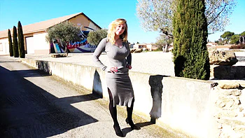 Elisa, 26, lets go... totally! - Jacquie et Michel TV