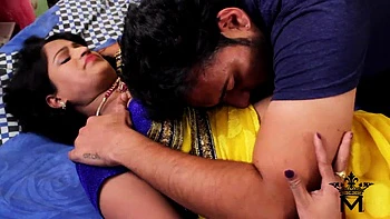 Tamil Bhabhi Hot Romantic Love Sex - DesiPapa