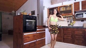 Sofia H masturbates on her kitchen counter - WeAreHairy