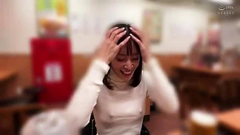 ノーブラの綺麗なお姉さんが乳首クリップで感じるラブラブエッチ