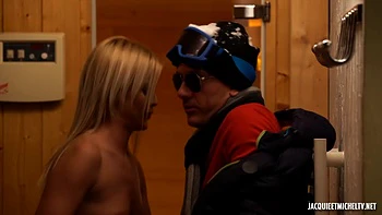 From yoga to sex, Sabryn knows the way... - Jacquie et Michel TV