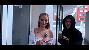 HUNT4K. Blonde hottie used her big natural boobs to get back on her BF ft. Steve Q  Naomi Love: Porn