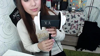 ASMR Slowly licking ears, eating ears ASMR HoneyGirl: Porn