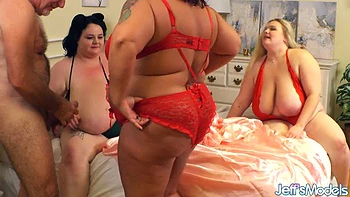 Lucky Geezer Gets to Fuck Four Huge Boobed BBWs ft. Peyton Thomas by Jeff s Models: Porn