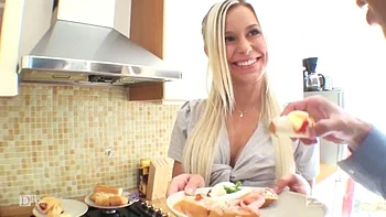 Cute blonde chick get fucked: Blowjob, Doggy  Cowgirl Porn