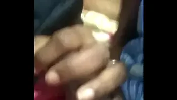 बस में चाची की चूत