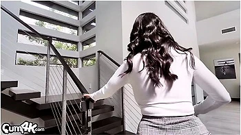 Realtors Huge Natural Tits And Cum Bucket Pussy Makes The Sale - Ava Addams