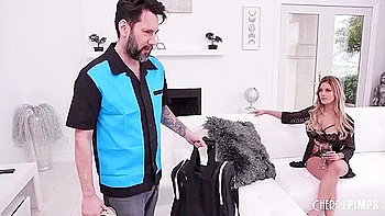 Watch Pleasing Tommy Pistols Video