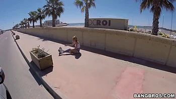 Valeria Tries a Dick Sandwich