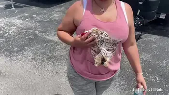 Colombian babe gives pussy ass down payment for RV. La Paisa