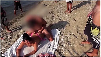 Alexandra Wett - Public! Mass Meet-up At Banana Beach With Guaranteed Cumshot