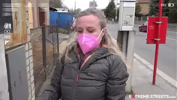 EXTREME STREETS - Vaginal Prolapse