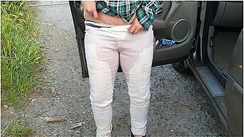 Alicewetting - I Cant Stop Wetting My Jeans In The Car Again! Oops ;)