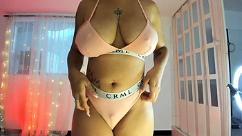 Ariana: Big Tits, Big Ass  Xnxx Porn