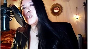 Dominatrix Mara Whipsers Asmr Phrases You Want To Hear