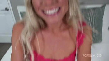 Young Blonde Babe Dakota Lyn Is Such A Fun Fuck