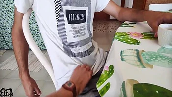 Giardiniere Italiano... Tettona Lo Paga In Natura Con Una Spagnola [dialoghi Italiano]