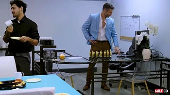 Sv op k: Blowjob, Doggy  Cowgirl Porn