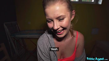 runner in tight leggings gets fucked