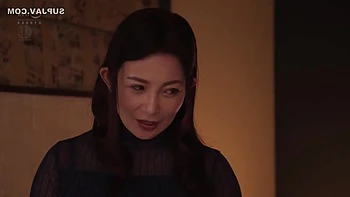 Japanese Naughty Wife Momoko Isshiki