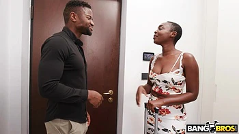 Zaawaadi Got That Booty