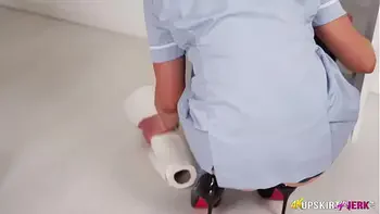 Sapphire Blue Shows Off Her Pretty Pussy & Teases With Her Panties! Now She Wants Your SPUNK!