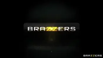 VR Sneaky MILF Burn / Brazzers  / download full from http://zzfull.com/burn