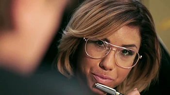 Maya gets caught on the hood of the car! - Jacquie et Michel TV