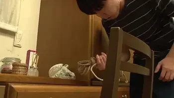 緊縛～母親の自由を麻縄で奪いひたすらイカせ続けて中出しする息子～ 水野優香