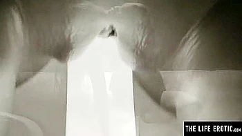 Hot Naked Brunette Fingerbangs Herself To An Intense Orgasm