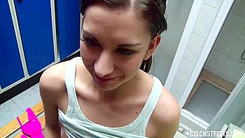 Smiley Teen 18+ In The Local Gym Gets Laid For Money