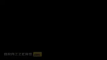 (Nickey Huntsman) Squirts All Over (Lucas Frost) After Taking His Dick Deep In Her Tight Pussy - Brazzers