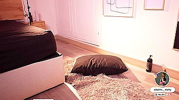 Latina Thickie Bouncing On Dildo Australian