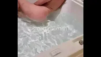 bellboy  received a sloppy blowjob as a tip at the Hotel in Cancun