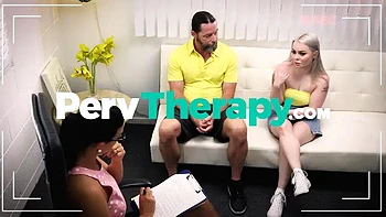 Cassidy And Her Friends Having Special Treat On Valentines Day ft. Cassidy Klein  Paisley Parker: Porn