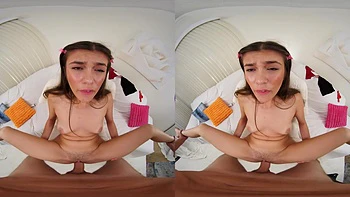 Young Pussy Loves Sugardaddy