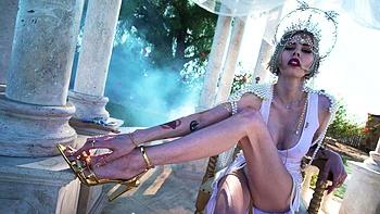 Goddess Kyaa Chimera Gets A Satisfying Foot Licking