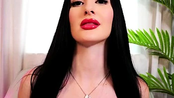 Goddess Violet Voss - Good Boys Swallow