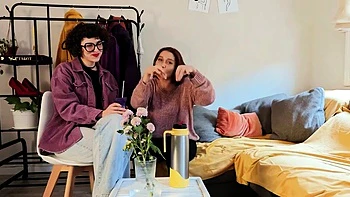 Lustery E Anna And Nina Movers And Shakers FETiSH