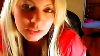 Blonde MILF with a Big Ass and Tits on Webcam