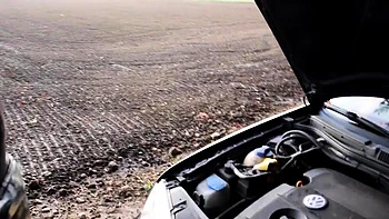 Deutsche Amateurin mit groem Arsch und groen Titten steckt