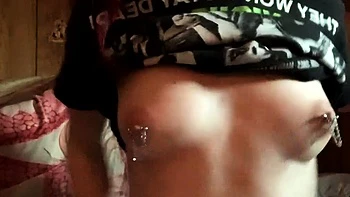 Solo booty assed babe ass toying masturbation in hi def