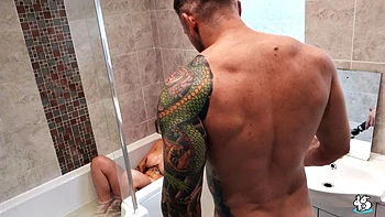 Alt Babe Gets Creampie In Bathroom